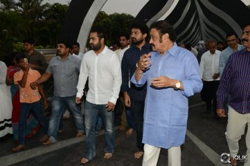 NTR Family Visit to NTR Ghat 2016